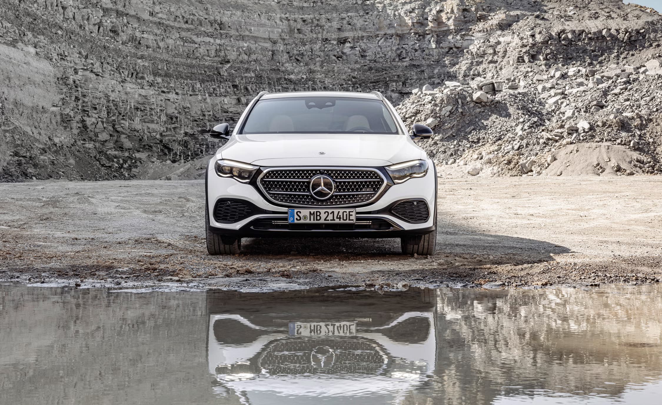 Car listing image