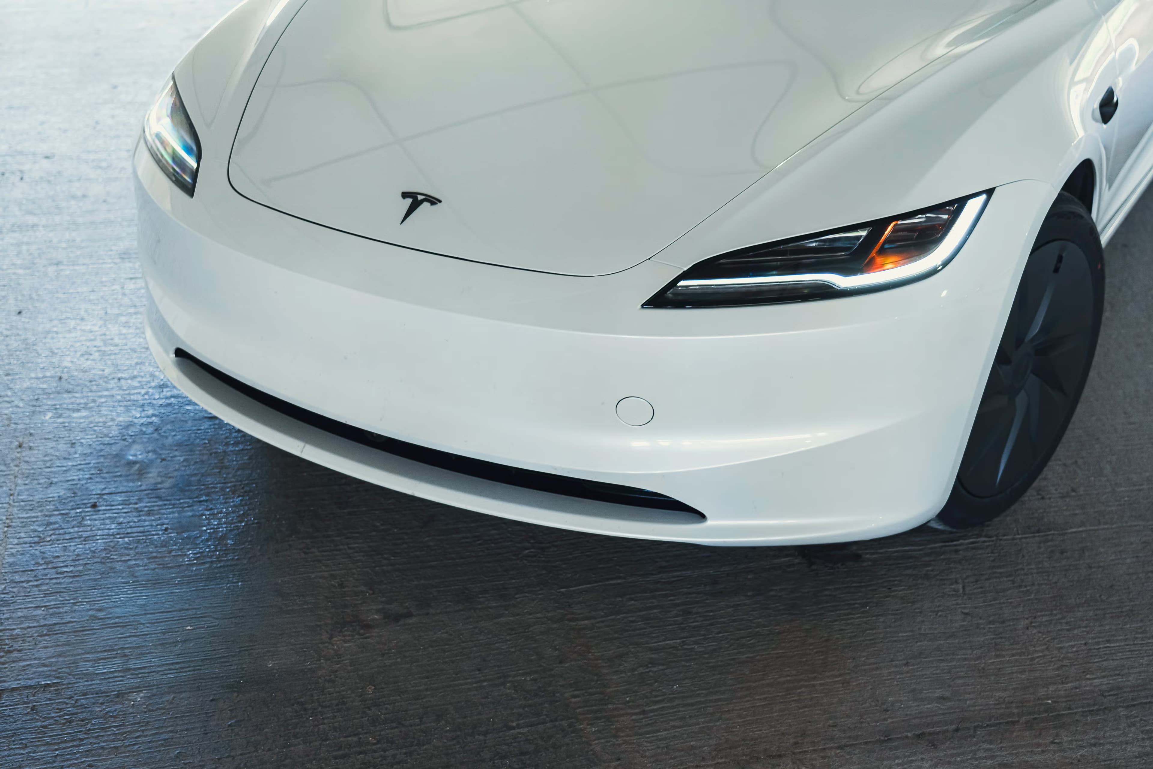 Car listing image